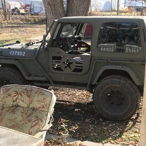 Meet your Posher, Connor